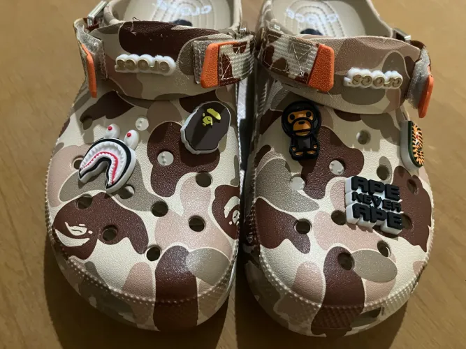 Crocs x Bape camuflado Marrom Tam 41/42