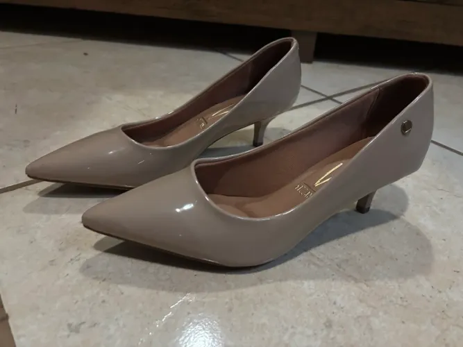 Scarpin nude