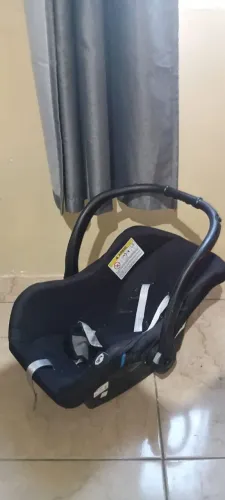 Combo bebê conforto + carrinho de bebê 