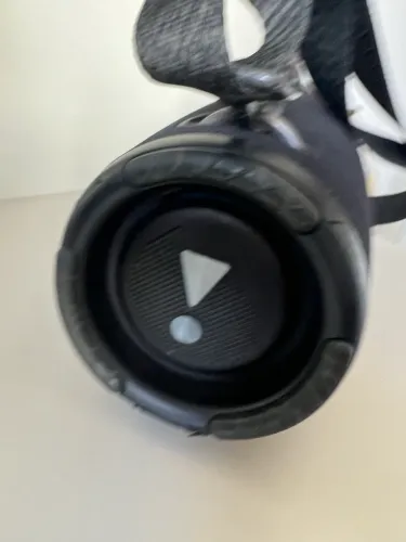 Vendo caixa JBL XTreme3