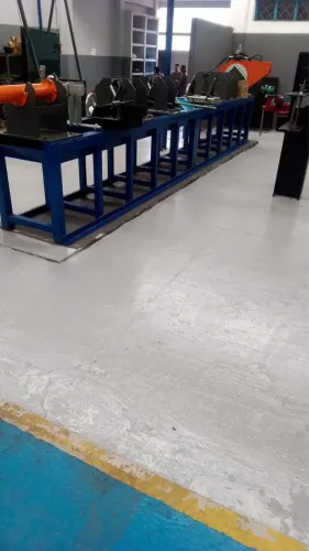 BANCA PARA DESMONTAR CILINDROS HIDRÁULICOS 
