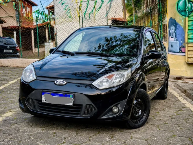 Ford Fiesta Sed. 1.6 8V Flex 4P 2013