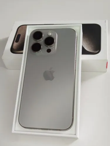 Iphone 15 Pro Titânio 128gb - Muito conservado