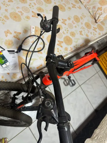 Bicicleta pra sair logo 