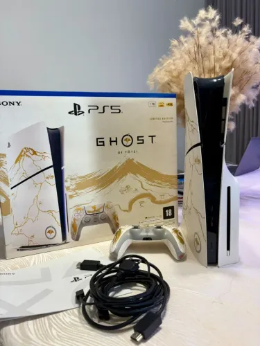 Playsation 5 slim mídia física Ghost Of Yotei