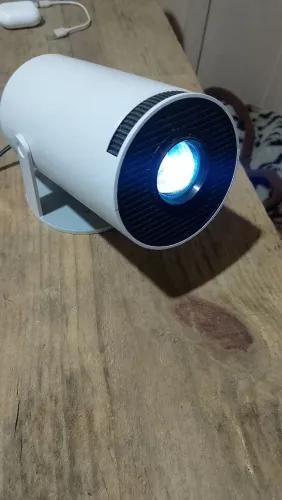 Projetor de imagem e vídeos
