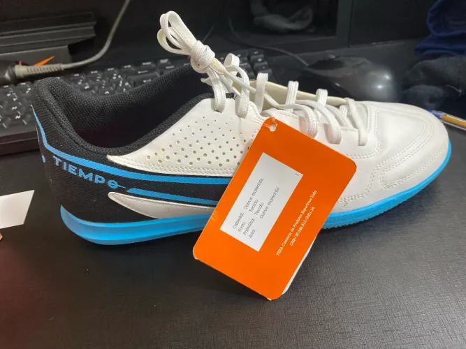 Tênis Futsal Nike Legend 9