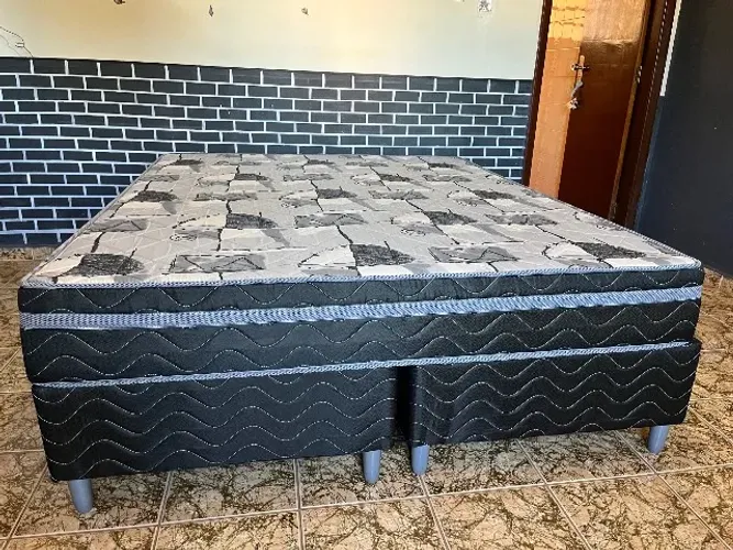 Cama Queen