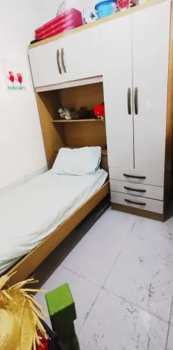 Sofá, Rack, cama e guarda roupa