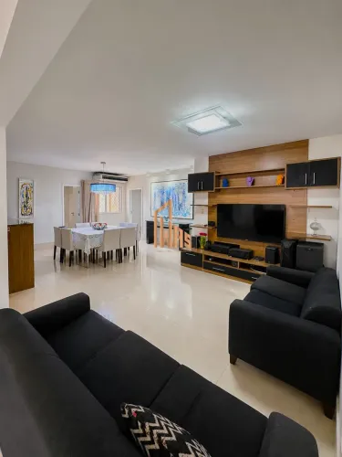 Villa Dei Fiori Apartamento com 4 Quartos na Batista Campos, 200m², Andar Alto