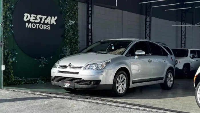 Citroen C4 GLX 2.0 Flex 16V 5P Aut. 2011
