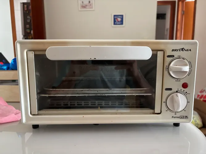 Forno Elétrico Britânia 9L BRFE2 - Compacto (Funcionando Perfeitamente)