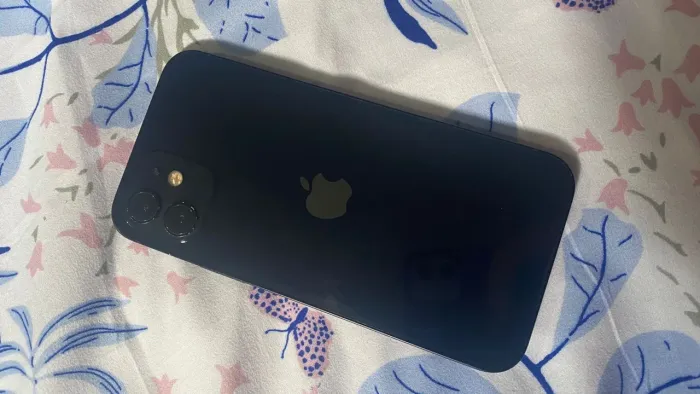 ? iPhone 12 128GB