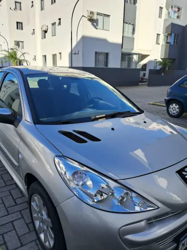 Peugeot 207 XS 1.6 Flex 16V 5P Aut. 2012