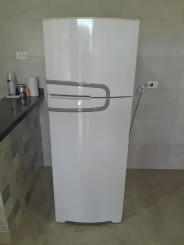 Geladeira Cônsul 340 litros 110v seminova
