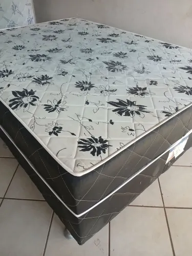 Vendo cama casal ORTBOM