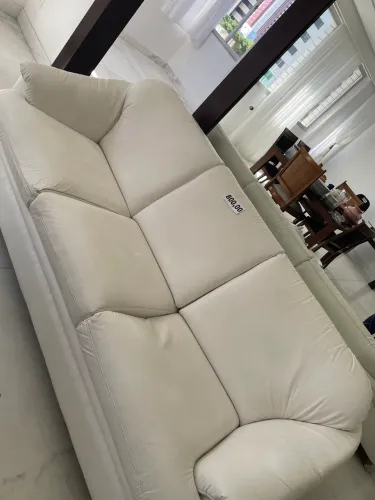 Jogo de sofá de courino branco sala de estar