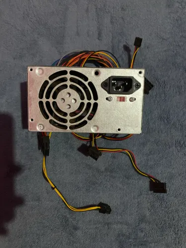Fonte 230w pra pc