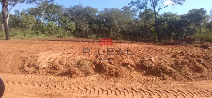 Terreno para venda com 363 m² em Jardim Santos Dumont, Bauru - SP