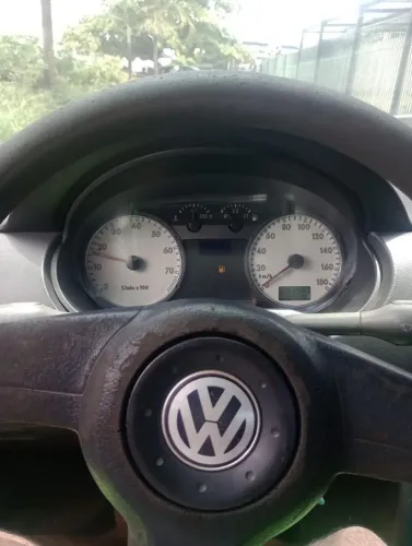 Volkswagen Gol 1.0 Plus 16V 4P 2004