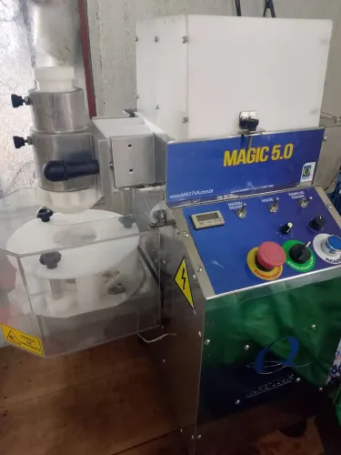 MODELADORA DE SALGADOS MAQTIVA MAGIC 5.0 - SALGADEIRA