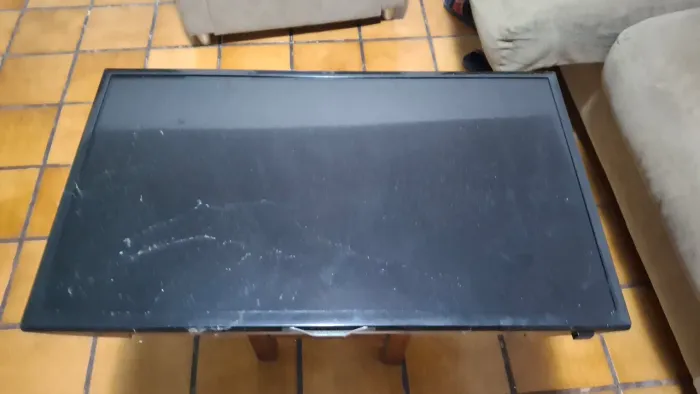 Smart Tv Samsung 32 polegadas para retirada de peças.