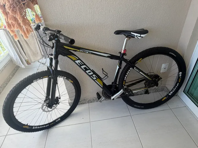 Bicicleta Ecos Onix Aro 29 - Freio a Disco - Suspensão