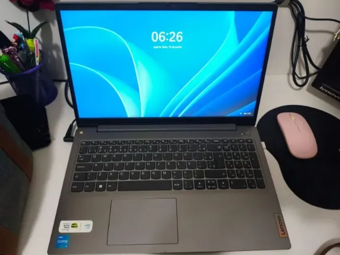 NOTEBOOK LENOVO i3 11ª GERAÇÃO - RÁPIDO E IMPECÁVEL!