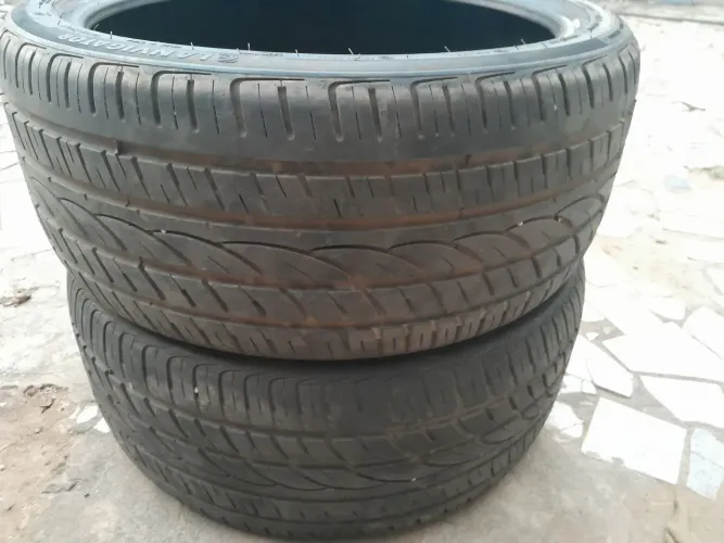 2 pneus da BMW aro 19