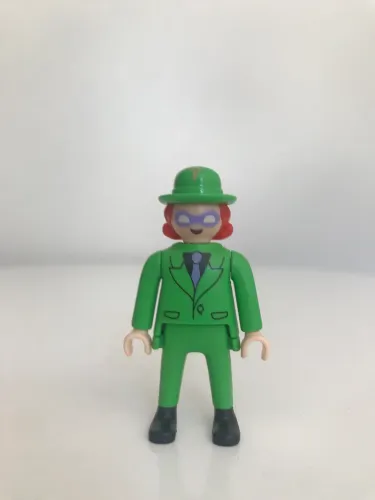 Boneco Playmobil DC/ Original Kinder Ovo/ Charada