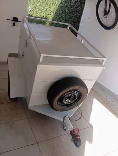 Carretinha baú