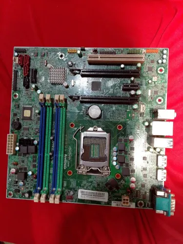 Placa-mãe Lenovo Sharkbay ? Chipset Intel Q87 ? Soquete LGA 1150 - 4Slots DDR3<br>