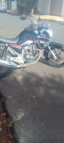 Vendo titan 160 2021