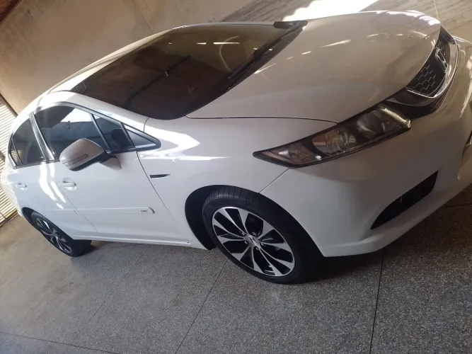 Honda Civic Sedan LXR 2.0 Flexone 16V Aut. 4P 2016