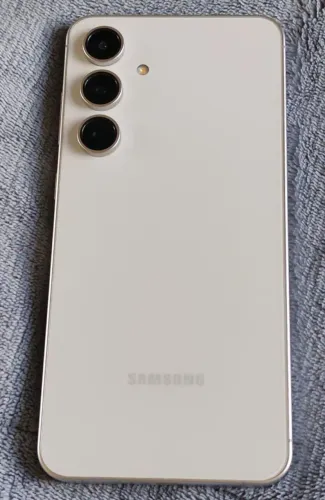 Samsung S24FE