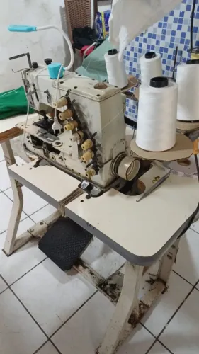 Máquina de Costura Elastiqueira