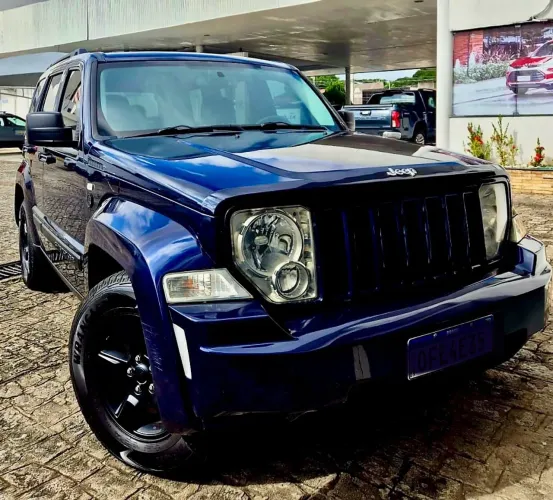 Jeep Cherokee Sport 3.7 4X4 V6 12V Aut. 2012