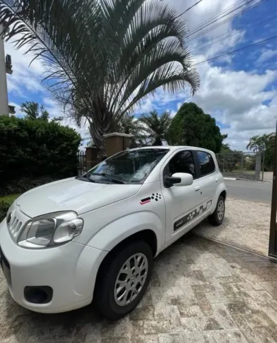 Fiat Uno Vivace/rua 1.0 EVO Fire Flex 8V 5P 2011