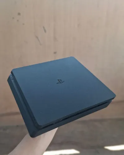 PS4 Slim + Controle Original + 2 Jogos<br>