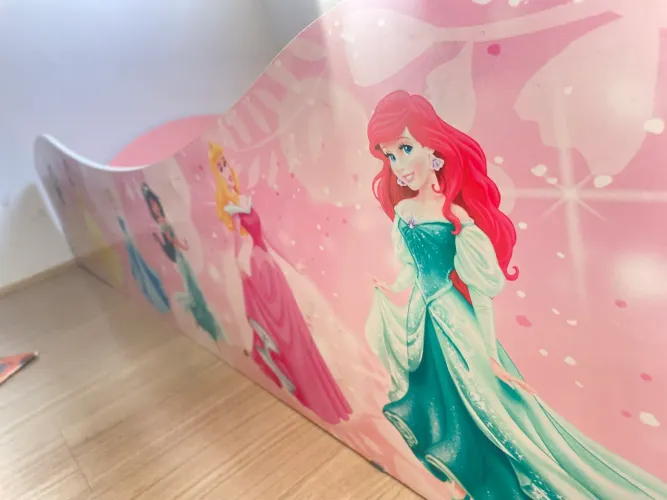 Cama de solteiro infantil princesas da Disney 