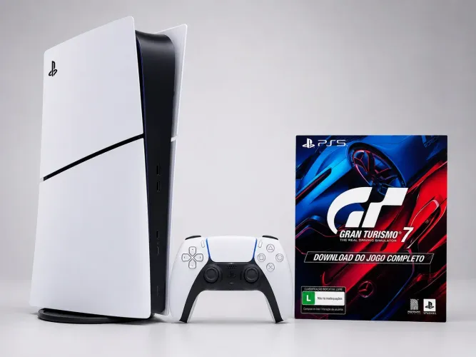 PS5 semi novo, 1 mês de uso, controle incluso + Gran Turismo 7. Valor 3100