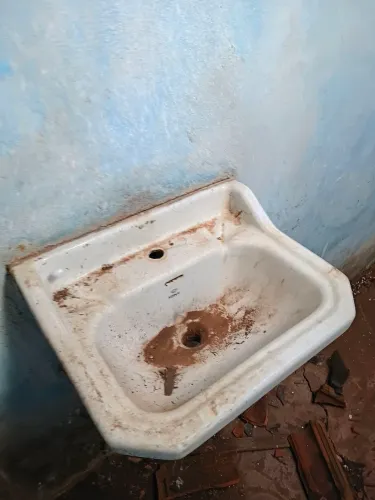 Pia antiga de lavatorio