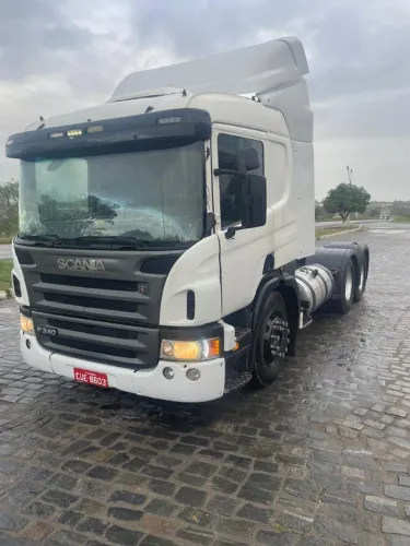 Scania P340 / 6x2 / Ano 2011