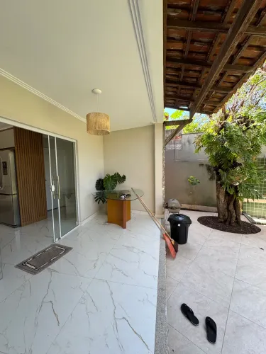 CASA EM PARATI/ UBU - DIÁRIA