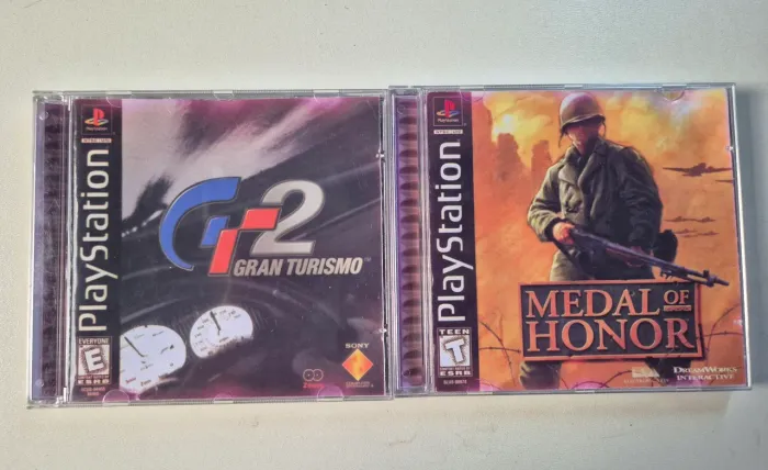 Gran Turismo 2 e Medal of Honor