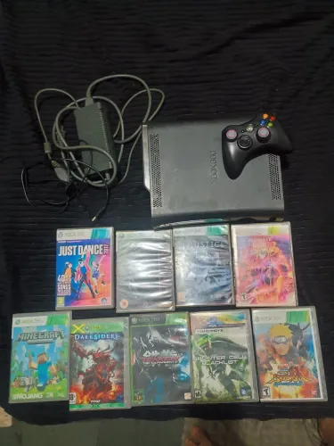 Xbox 360 FAT com jogos