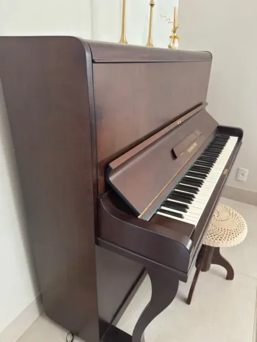 Piano ESSENFELDER (Centenário) Restaurado