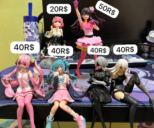 Lote de Action Figures Variadas (7 action figures)