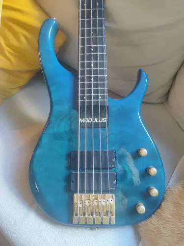 Baixo Modulus Quantum