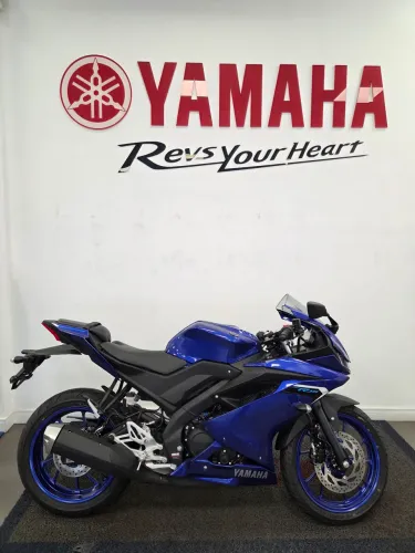 YAMAHA YZF-R15 ABS 2026